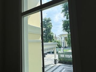 For sale 5 Beds house in Lat Phrao, Bangkok