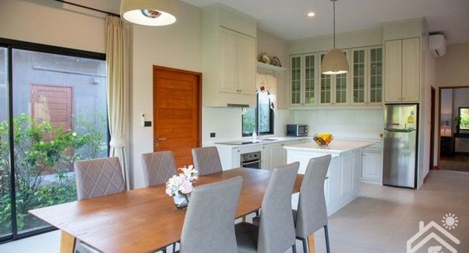 For sale 3 bedrooms house in Si Racha, Chonburi