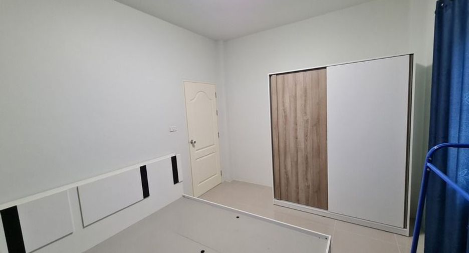 For sale 3 bedrooms house in Mueang Nakhon Ratchasima, Nakhon Ratchasima