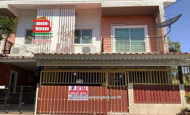Casa adosada en venta de 3 habitaciones en Mueang Samut Sakhon, Samut Sakhon