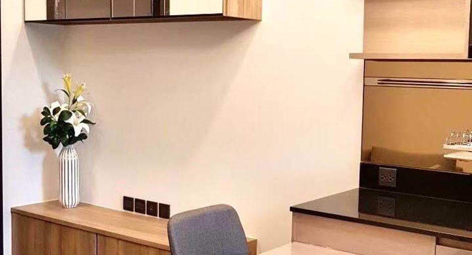 For sale 1 bed condo in Huai Khwang, Bangkok
