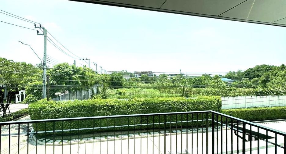 For sale 4 bedrooms house in Prawet, Bangkok