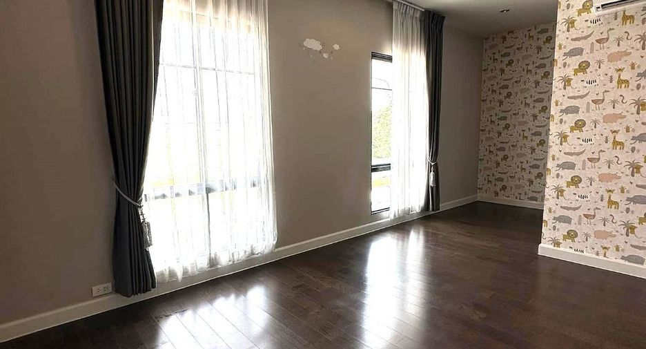 For sale 4 bedrooms house in Prawet, Bangkok