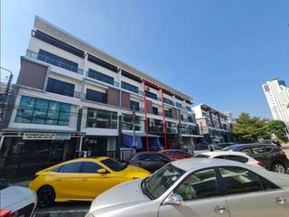 For sale 6 ベッドルーム townhouse in Bang Phli, Samut Prakan