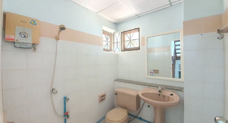 For sale 3 bedrooms house in Lam Luk Ka, Pathum Thani
