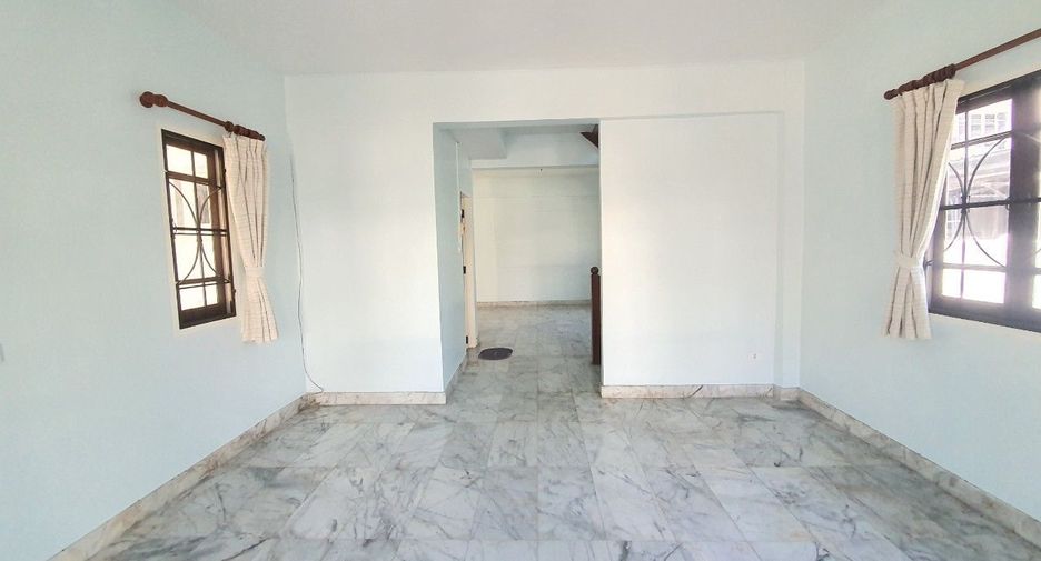 For sale 3 bedrooms house in Lam Luk Ka, Pathum Thani