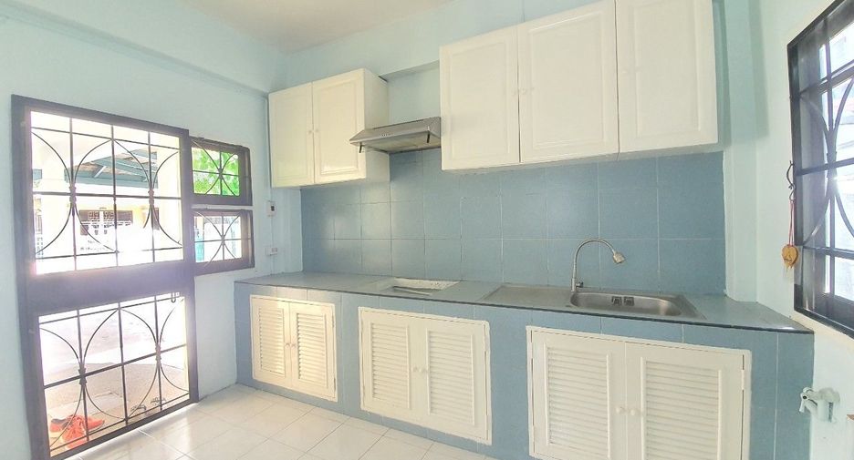For sale 3 bedrooms house in Lam Luk Ka, Pathum Thani