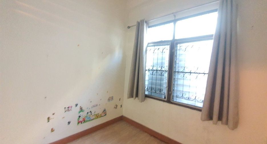For sale 3 bedrooms house in Lak Si, Bangkok