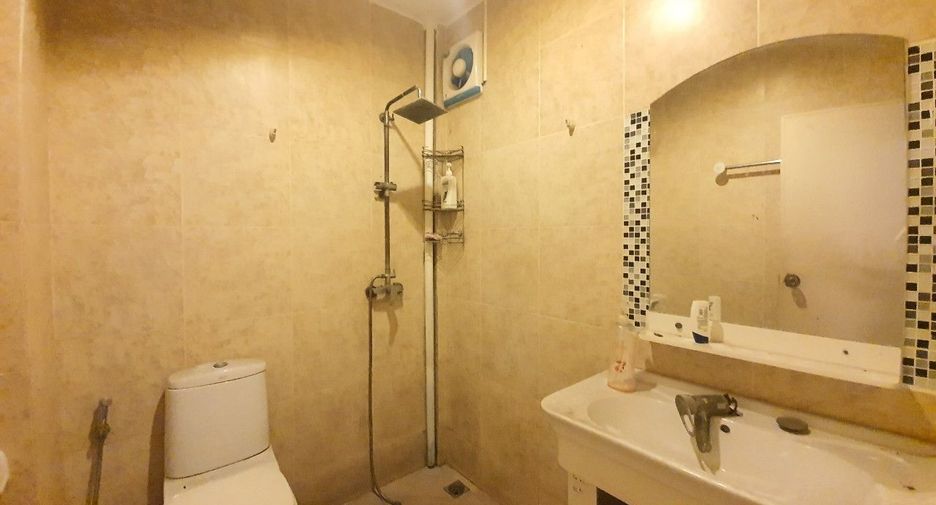 For sale 3 bedrooms house in Lak Si, Bangkok