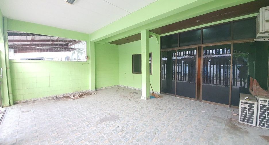 For sale 3 bedrooms house in Lak Si, Bangkok