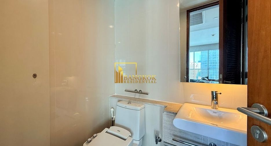 For rent 4 bedrooms apartment in Watthana, Bangkok