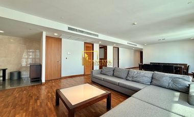 For rent 4 bedrooms apartment in Watthana, Bangkok