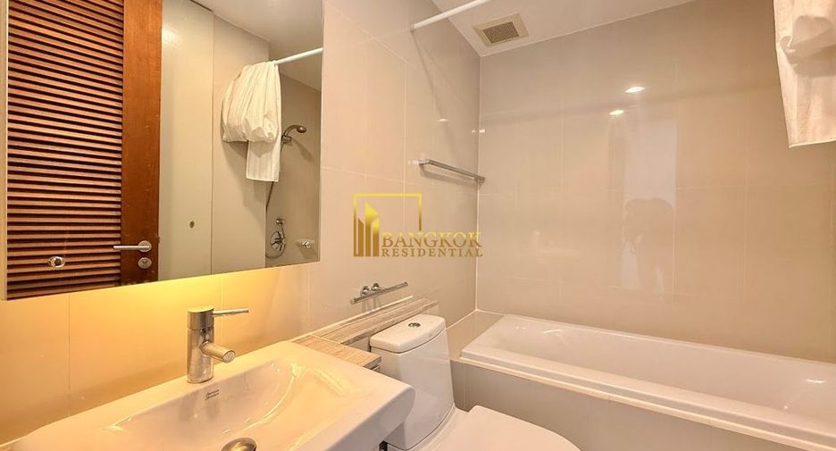 For rent 4 bedrooms apartment in Watthana, Bangkok
