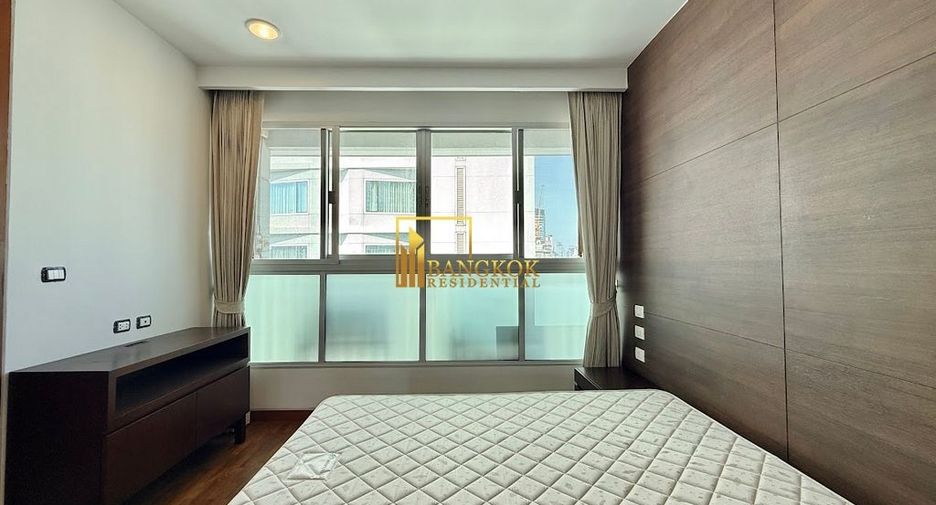For rent 4 bedrooms apartment in Watthana, Bangkok