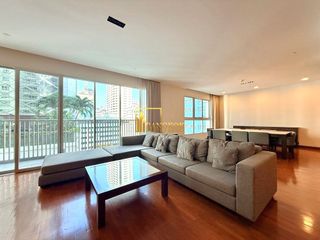 For rent 3 bedrooms apartment in Watthana, Bangkok