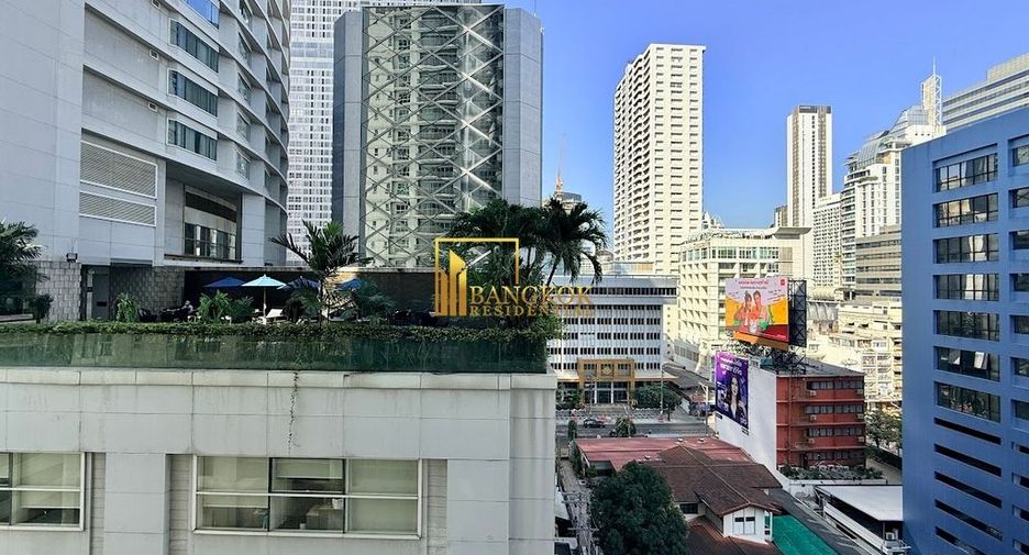 For rent 3 bedrooms apartment in Watthana, Bangkok