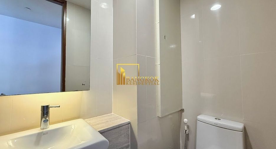 For rent 3 bedrooms apartment in Watthana, Bangkok