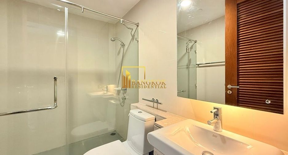 For rent 3 bedrooms apartment in Watthana, Bangkok