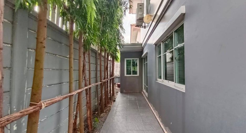 Haus zur Miete und zum Kauf mit 4 Zimmer in Sai Mai, Bangkok