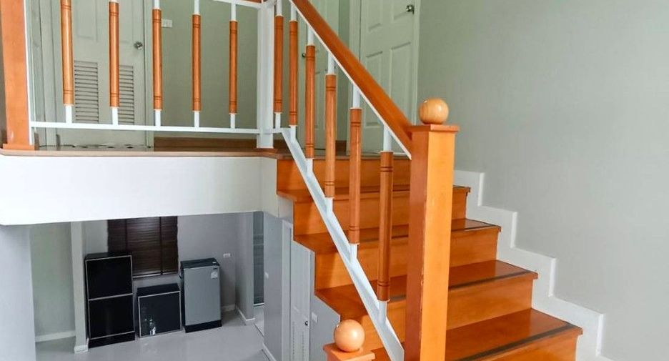 Haus zur Miete und zum Kauf mit 4 Zimmer in Sai Mai, Bangkok