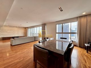 For rent 4 bedrooms apartment in Watthana, Bangkok