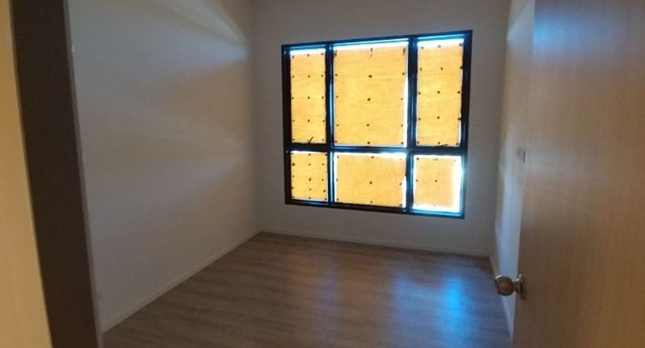 For sale 1 Beds condo in Mueang Samut Prakan, Samut Prakan