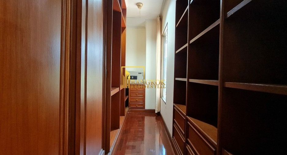 Apartamento en alquiler de 4 habitaciones en Watthana, Bangkok