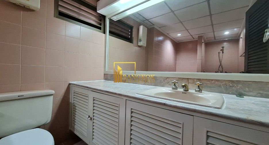 Apartamento en alquiler de 4 habitaciones en Watthana, Bangkok