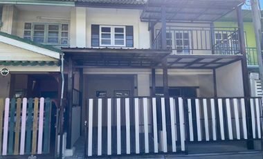 ขาย 3 ห้องนอน ทาวน์เฮ้าส์ ใน เมืองสมุทรปราการ, สมุทรปราการ