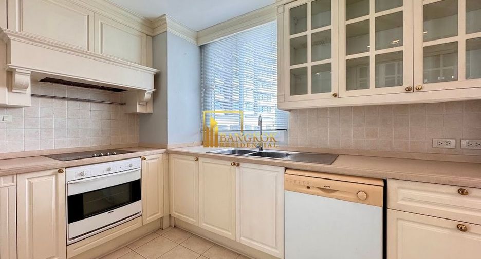 For rent 2 ベッドルーム apartment in Sathon, Bangkok