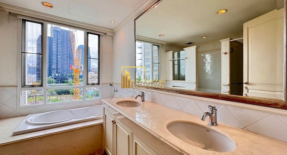 For rent 2 ベッドルーム apartment in Sathon, Bangkok