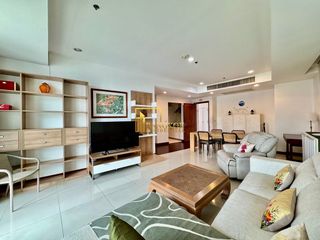 For rent 2 ベッドルーム condo in Pathum Wan, Bangkok