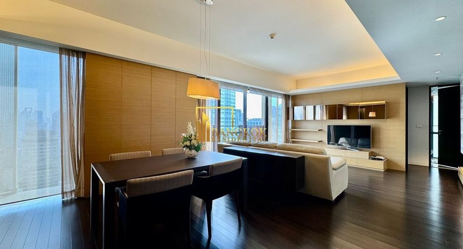 Wohnung zur Miete mit 2 Zimmer in Pathum Wan, Bangkok
