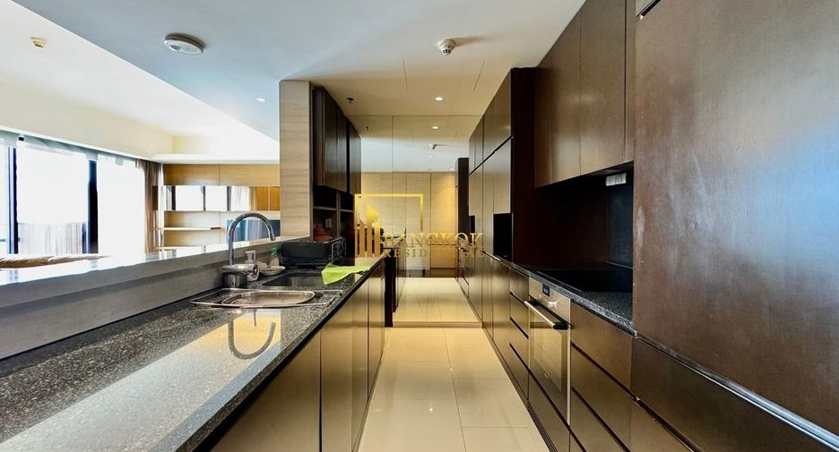 Wohnung zur Miete mit 2 Zimmer in Pathum Wan, Bangkok