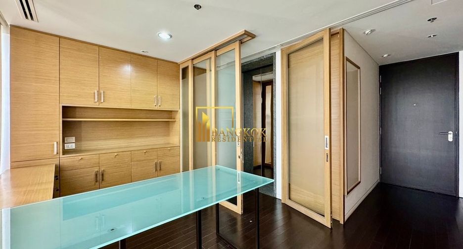 Wohnung zur Miete mit 2 Zimmer in Pathum Wan, Bangkok