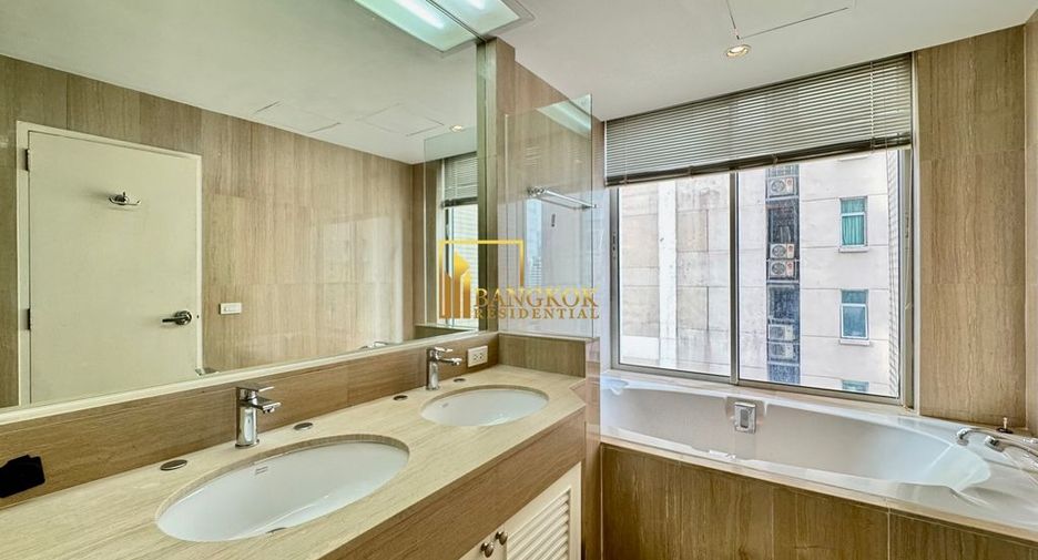 Wohnung zur Miete mit 2 Zimmer in Pathum Wan, Bangkok