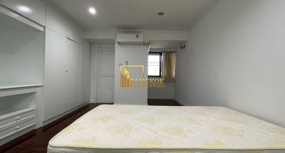 For rent 2 bedrooms apartment in Khlong Toei, Bangkok