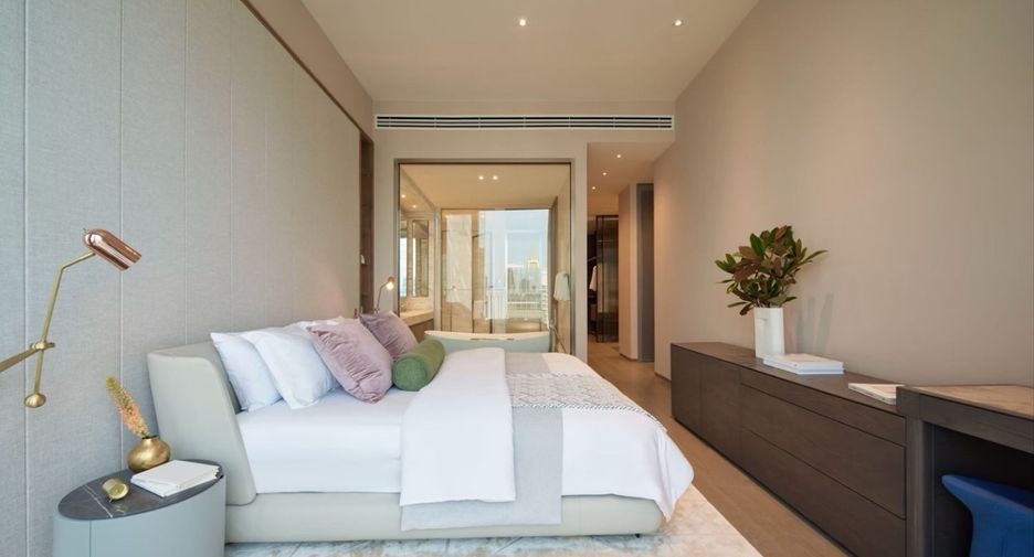 For sale 2 Beds condo in Pathum Wan, Bangkok