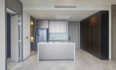 For sale 2 bed condo in Khlong Toei, Bangkok