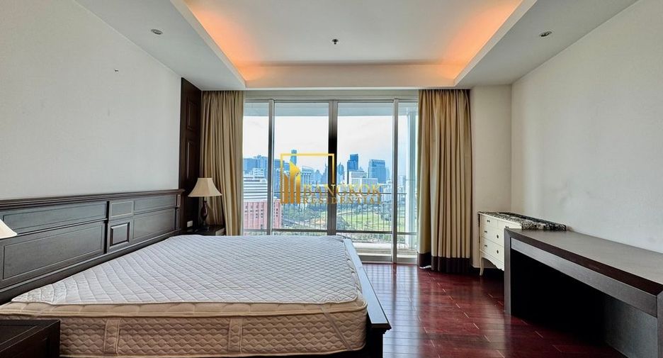 For rent 2 ベッドルーム condo in Pathum Wan, Bangkok
