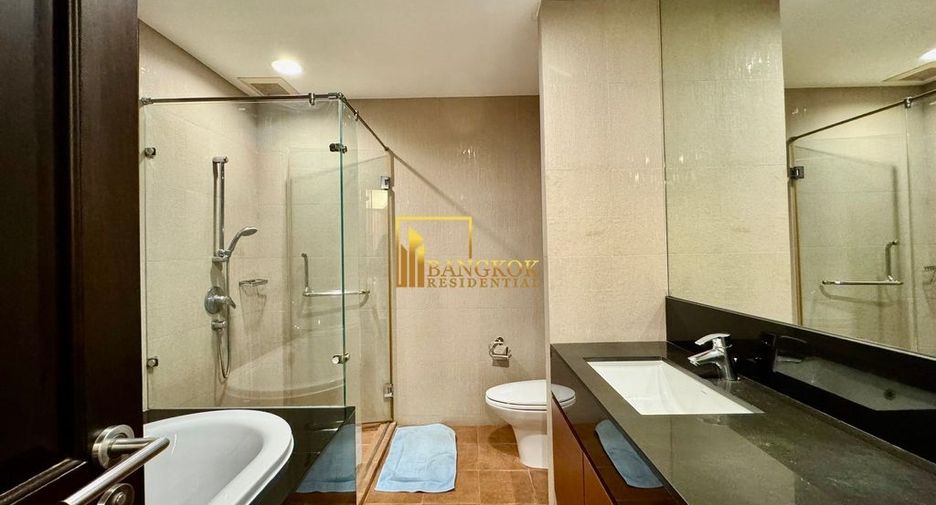 For rent 2 ベッドルーム condo in Pathum Wan, Bangkok