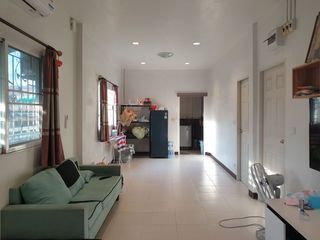 For sale 2 bed townhouse in Mueang Samut Sakhon, Samut Sakhon