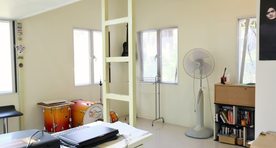 Terreno en venta en Si Racha, Chonburi
