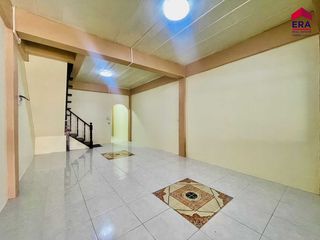 For sale 2 bed townhouse in Phunphin, Surat Thani