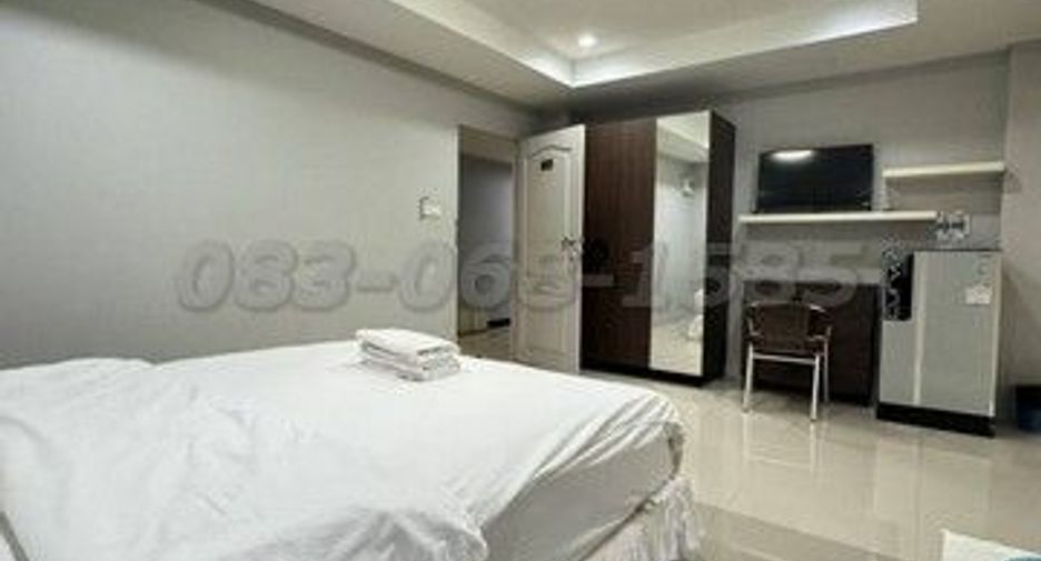 For sale 110 bedrooms apartment in Si Racha, Chonburi