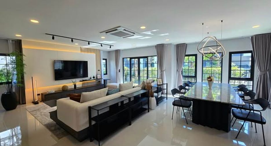 Haus zur Miete mit 4 Zimmer in Bang Phli, Samut Prakan