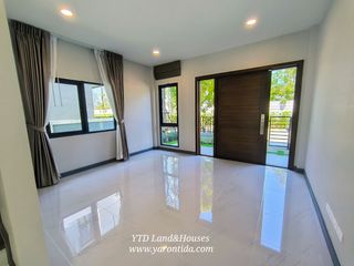 À louer 4 chambres maison à Bang Phli, Samut Prakan