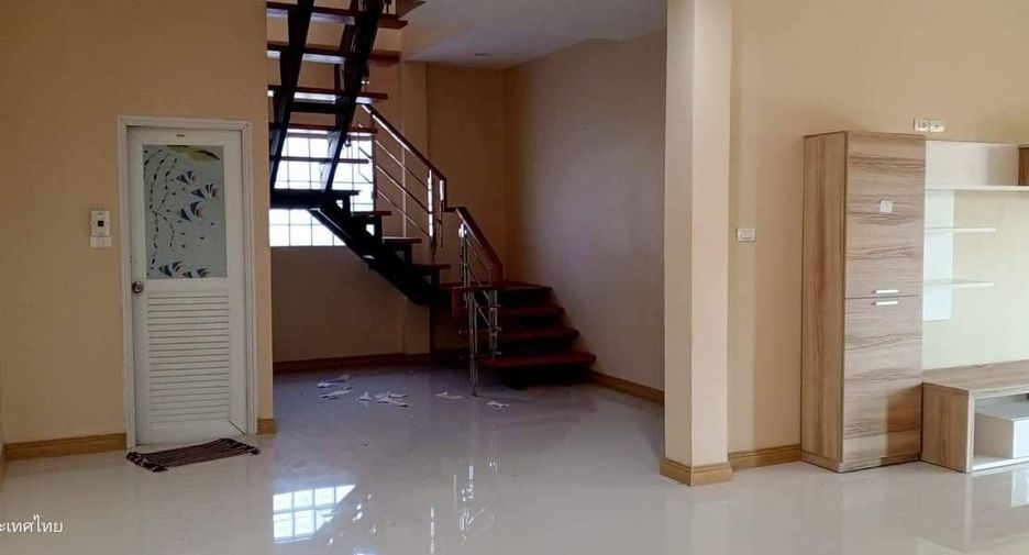 Casa en venta de 4 habitaciones en Non Sung, Nakhon Ratchasima