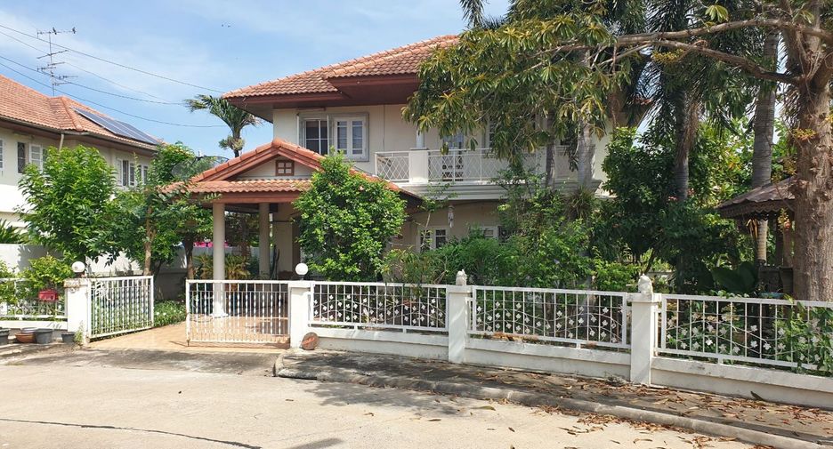 Haus zum Kauf mit 3 Zimmer in Sam Khok, Pathum Thani