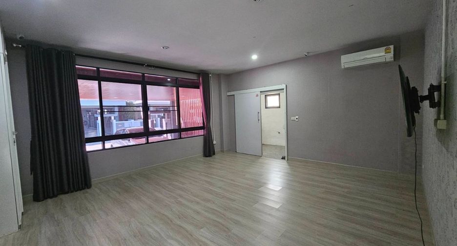 À vendre 4 chambres maison à Bang Khae, Bangkok